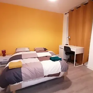 Hadriel Host , Clermont-Ferrand France